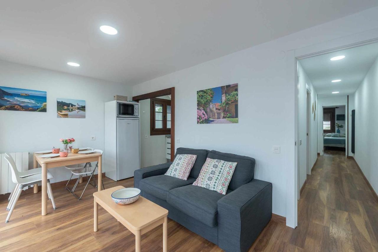 Apartamentos La Corrada De Andrin Luaran gambar