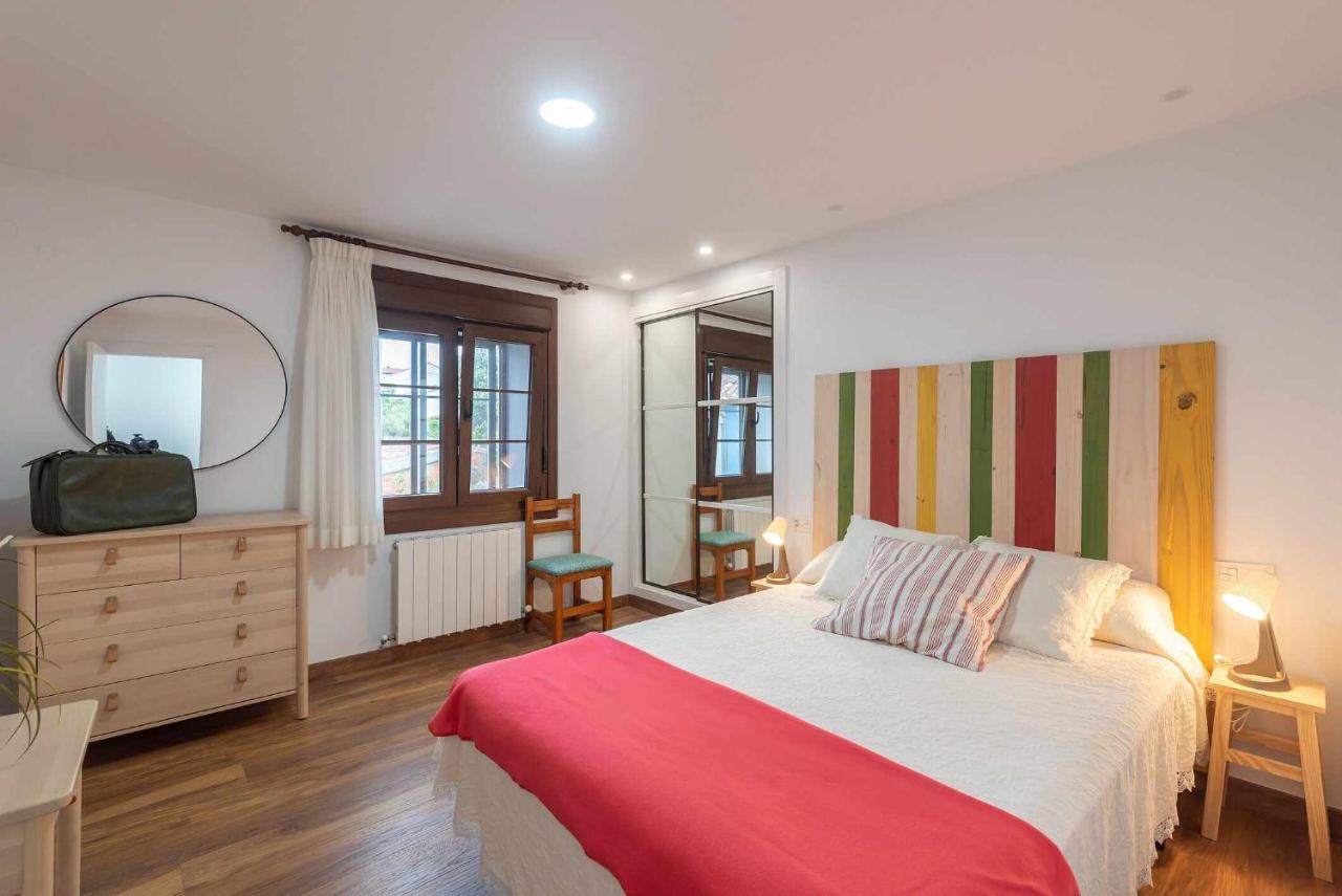 Apartamentos La Corrada De Andrin Luaran gambar